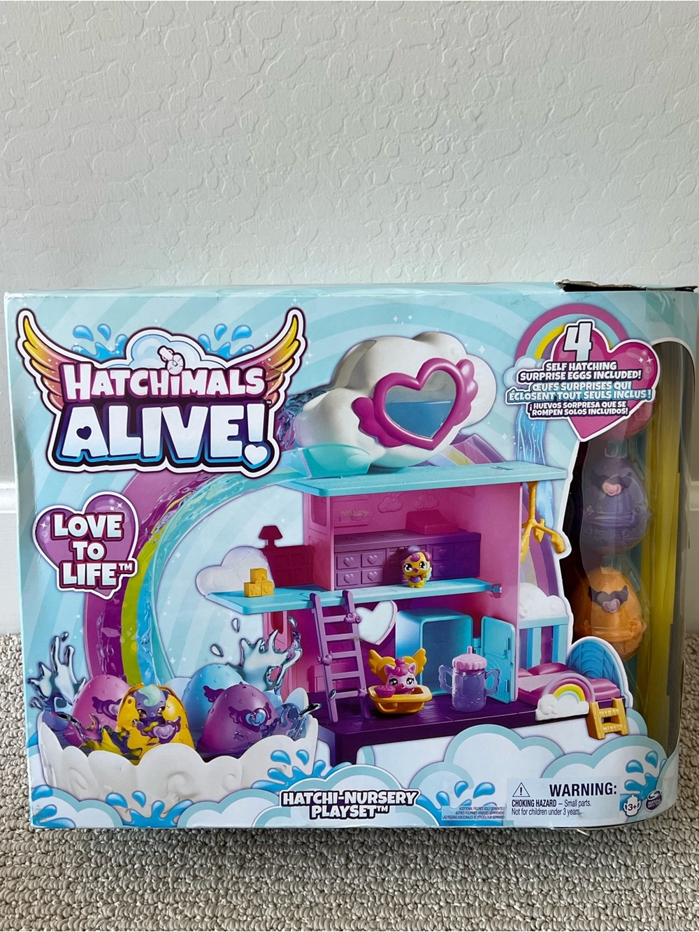Hatchimals Alive! Hatchi-Nursery Playset NIB $30